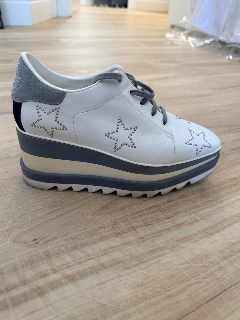 Stella McCartney 
Platform Star-Studded Leather Sneakers - White/Grey